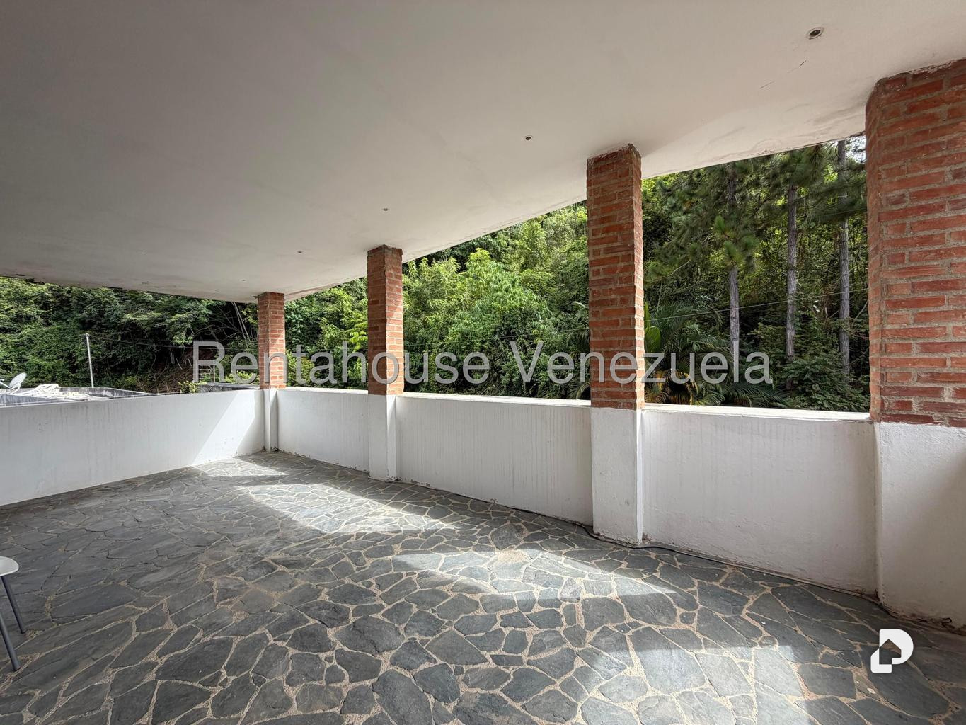 House in Villa Nueva Hatillo, Caracas – 8