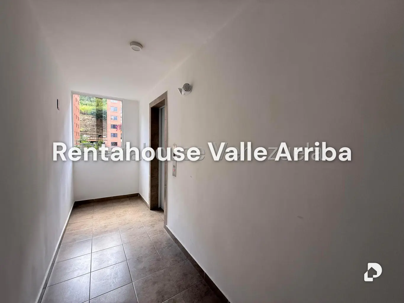 Apartamento en Colinas de La Tahona, Caracas – 18
