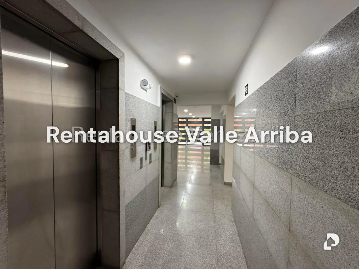 Apartamento en Colinas de La Tahona, Caracas – 23