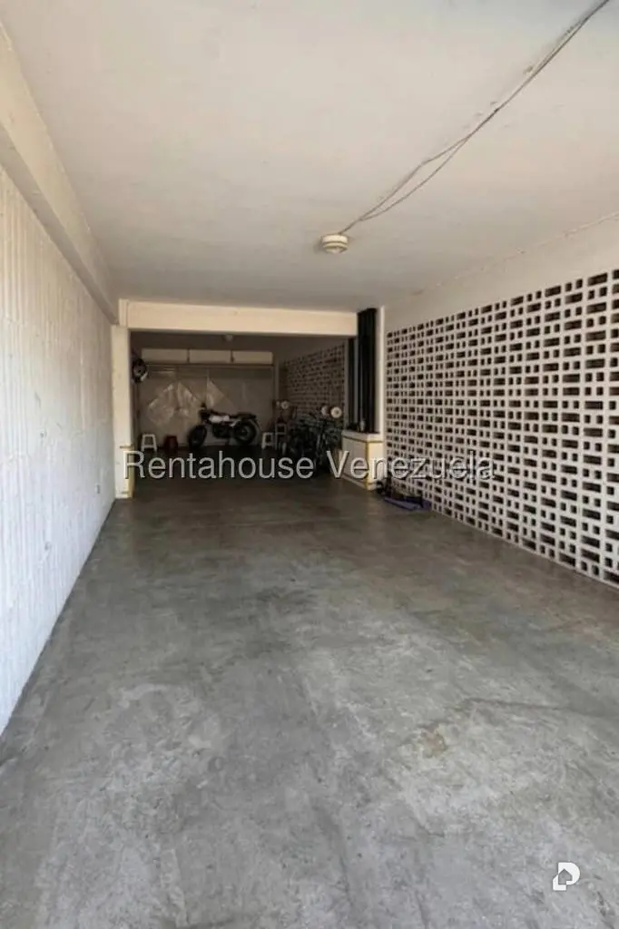 Apartamento en Los Chaguaramos, Caracas – 28