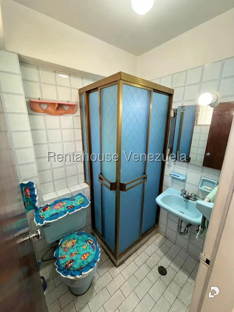 Apartamento en Los Chaguaramos, Caracas – 24