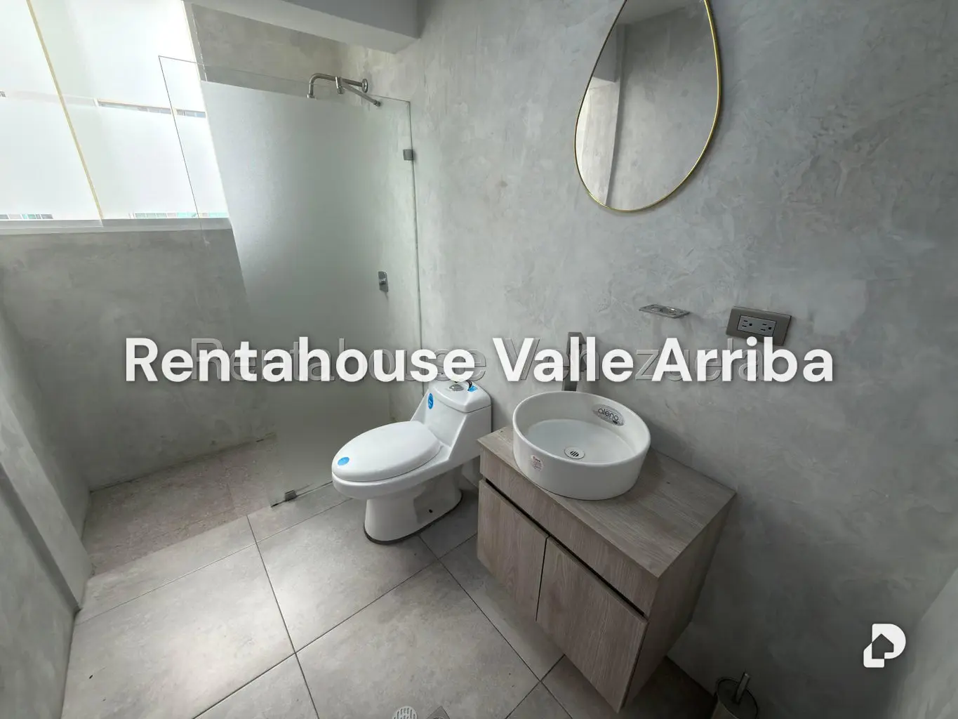 Apartamento en Los Palos Grandes, Caracas – 12
