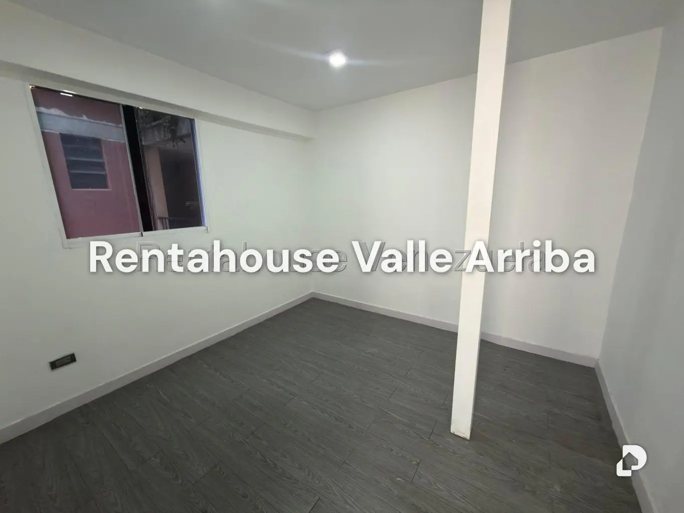 Apartamento en Los Palos Grandes, Caracas – 11