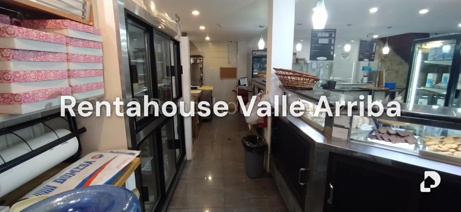 Local comercial en Los Chaguaramos, Caracas – 11