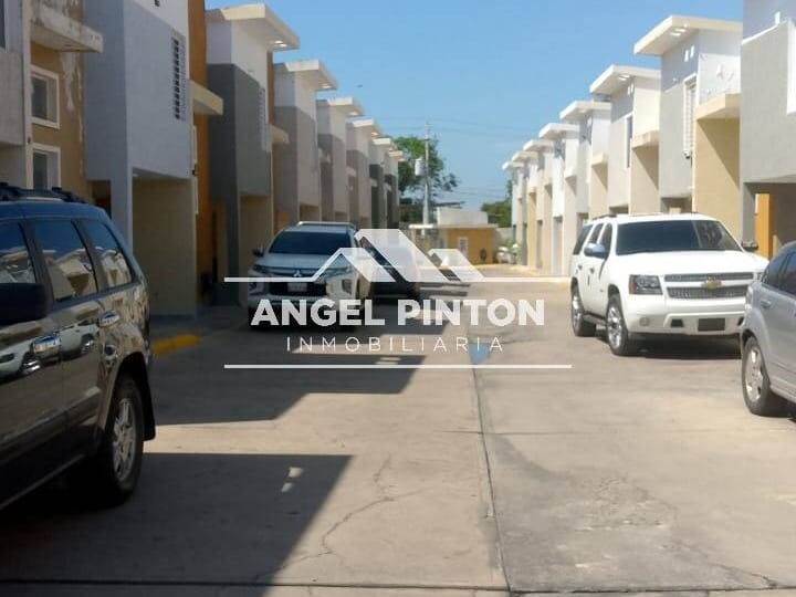Townhouse en Maracaibo - 1