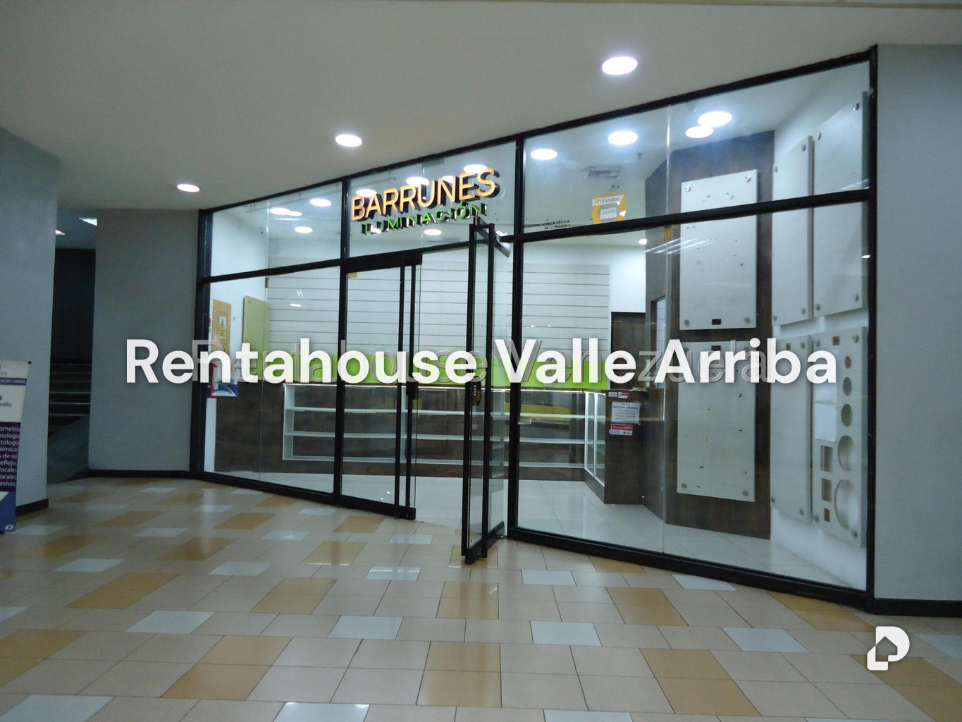 Local comercial en Parroquia Catedral, Caracas – 1