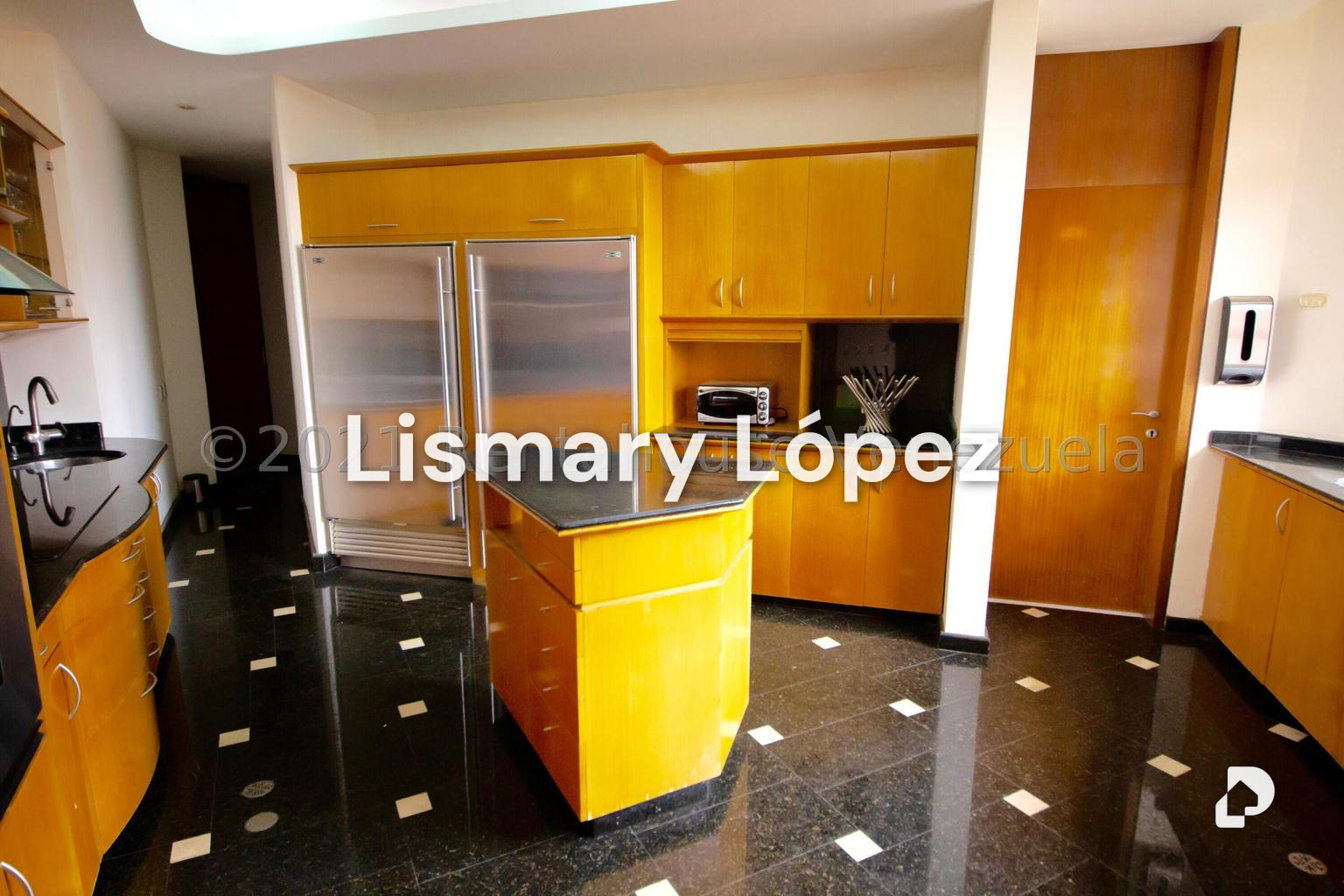 Apartamento en Los Samanes, Caracas – 28
