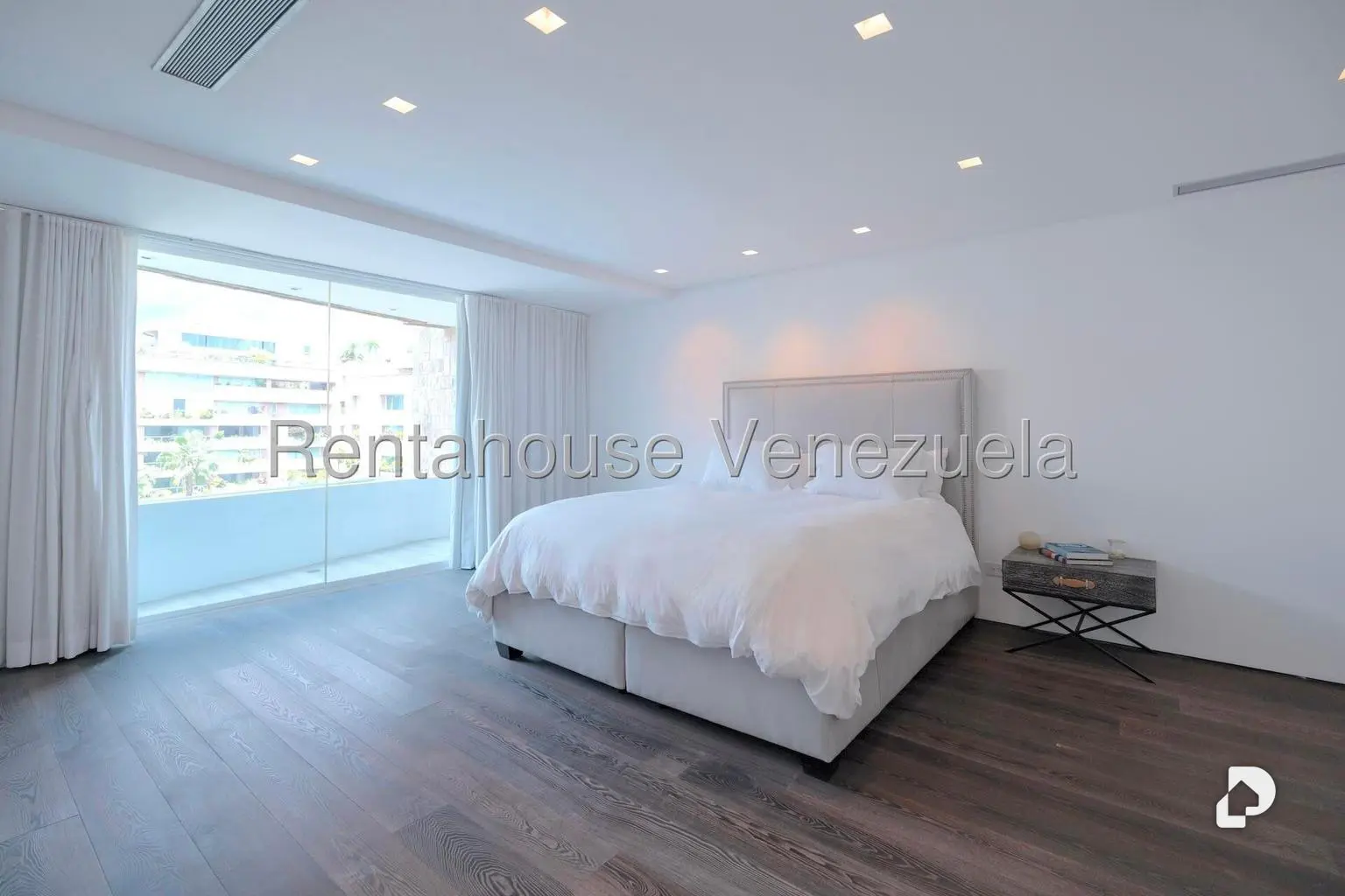 Apartamento en Campo Alegre, Caracas – 21