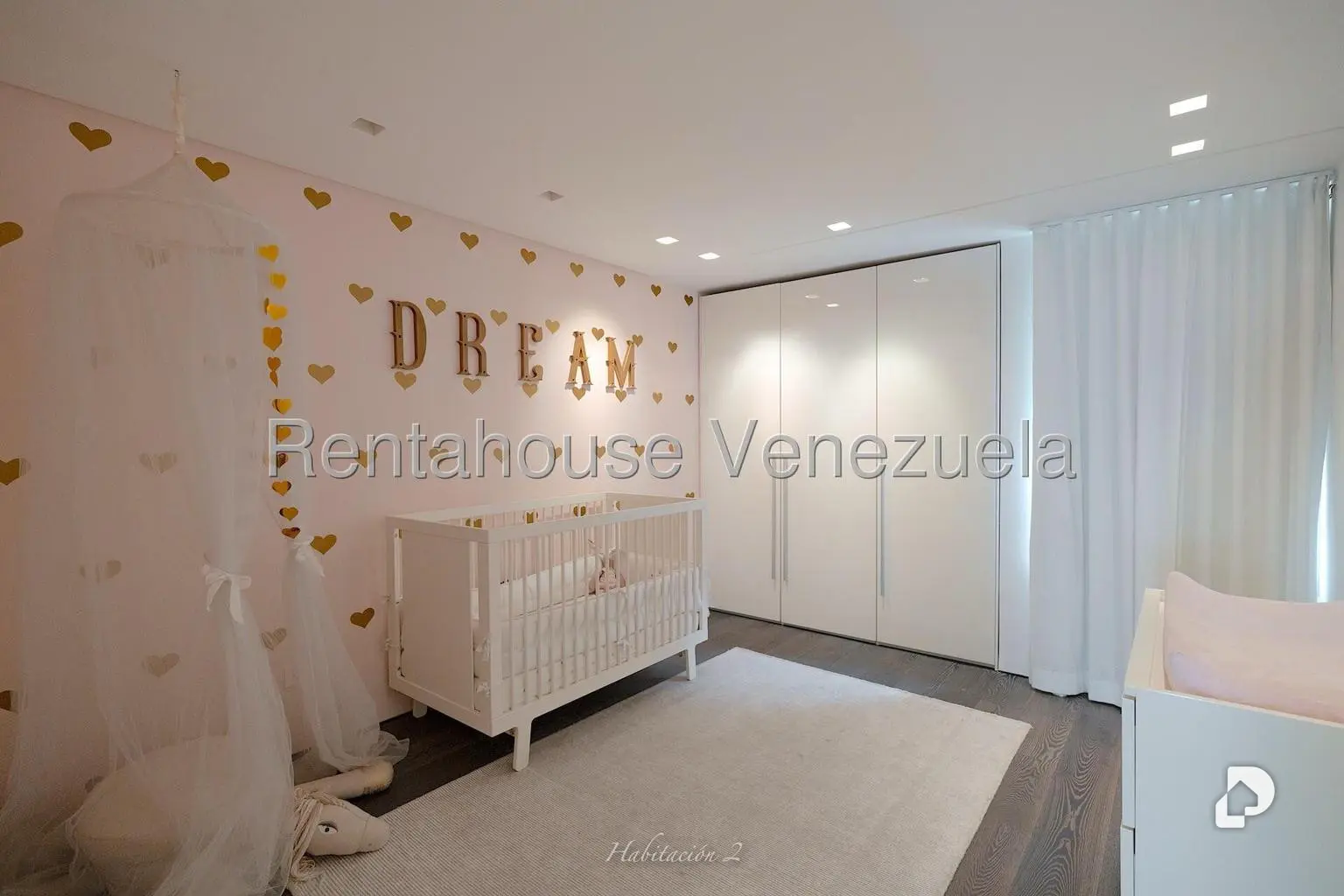 Apartamento en Campo Alegre, Caracas – 28