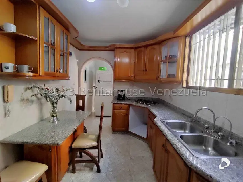 Apartamento en Sector Toronjal, Maracay – 11