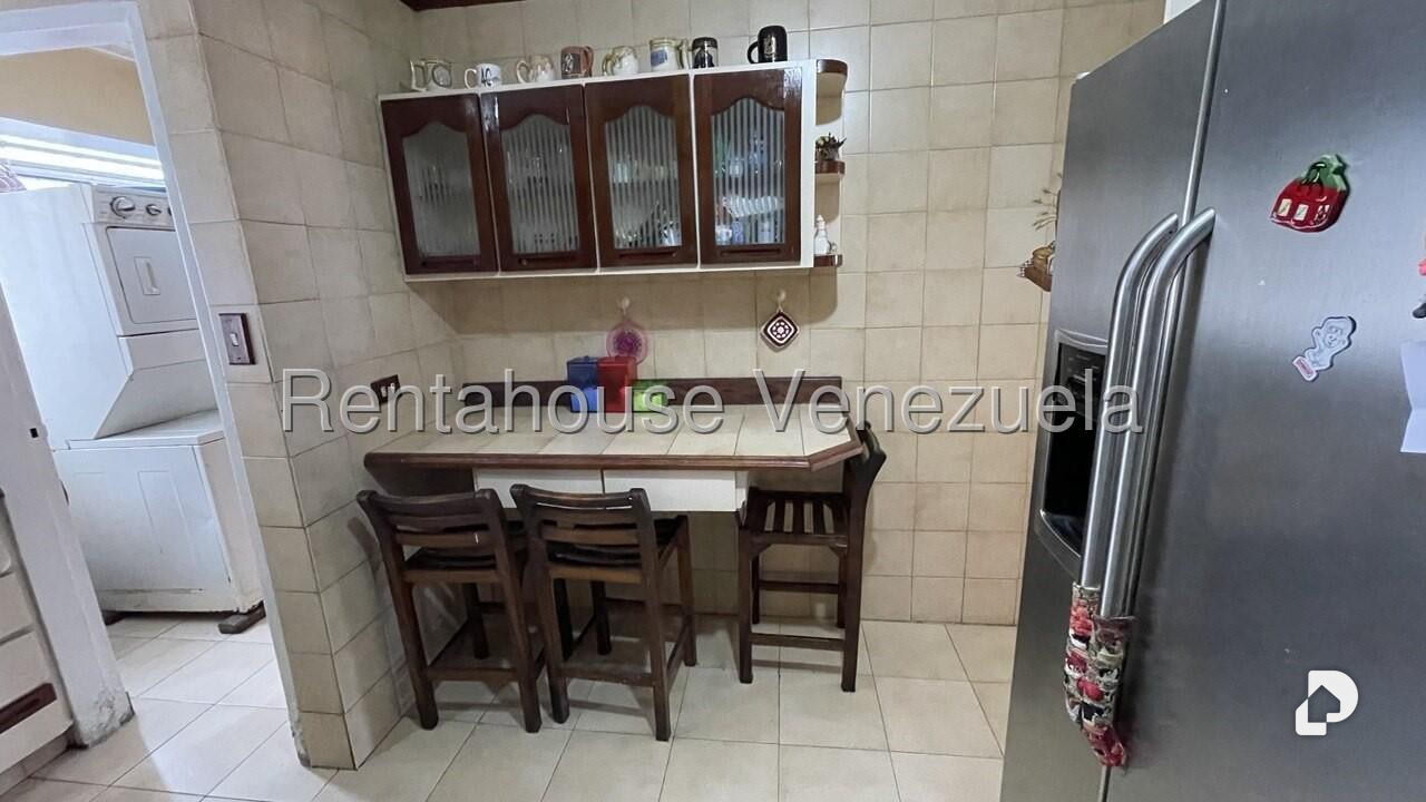 Apartamento en Los Chaguaramos, Caracas – 11