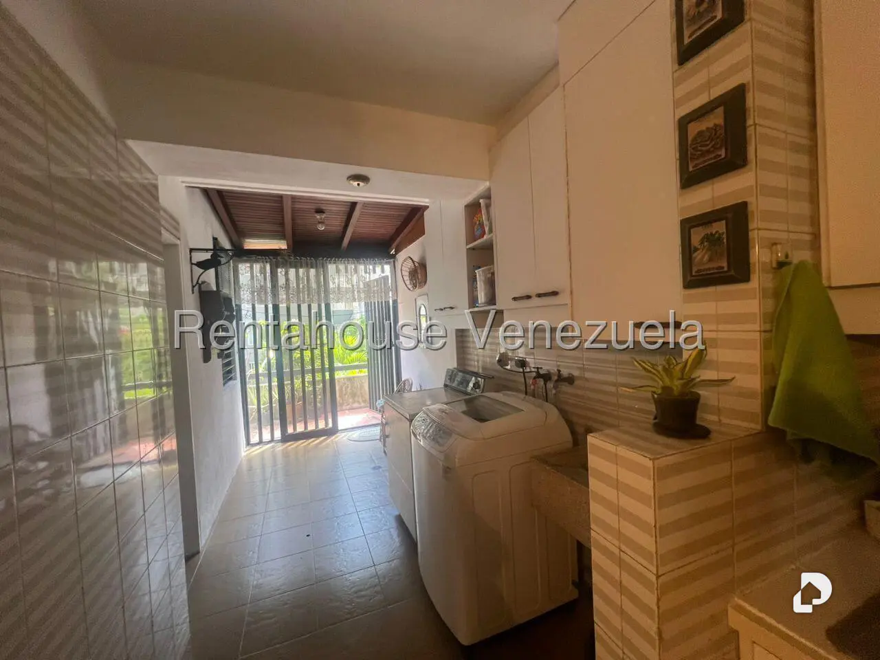 Apartamento en Los Samanes, Caracas – 12