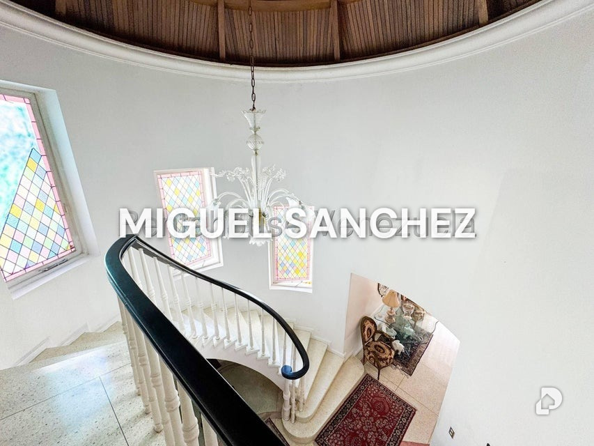 Casa en San Luis, Caracas – 27