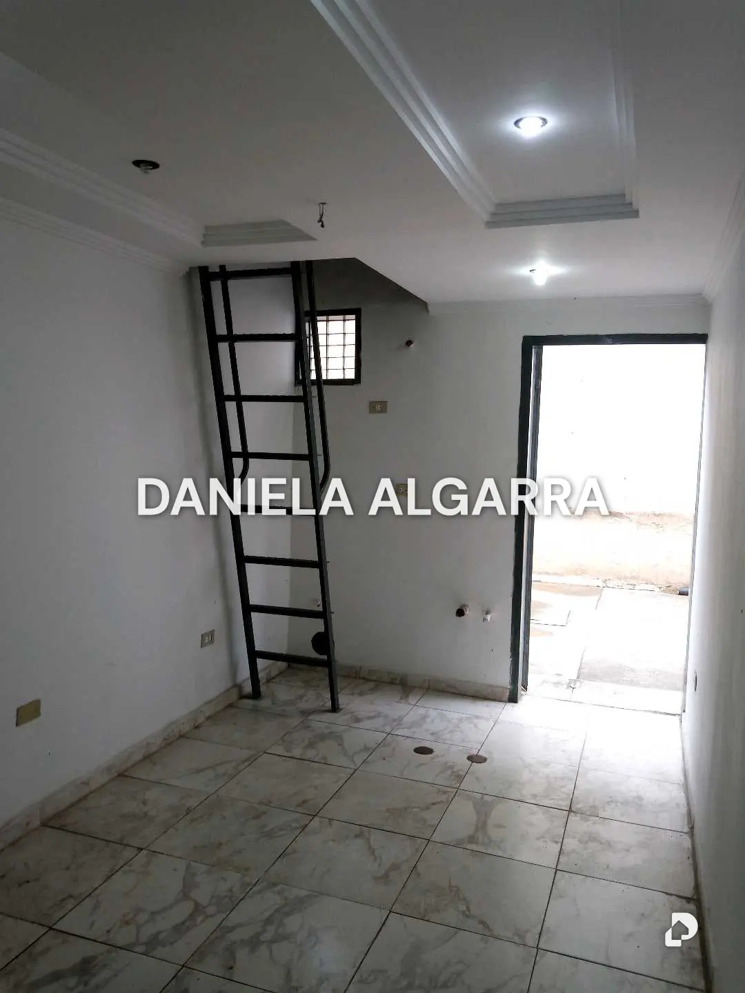 Local comercial en Los Jarales, Valencia – 3