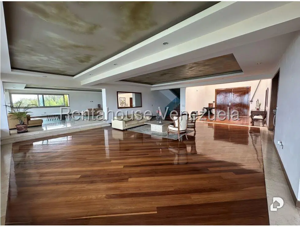 Casa en Alto Hatillo, Caracas – 11