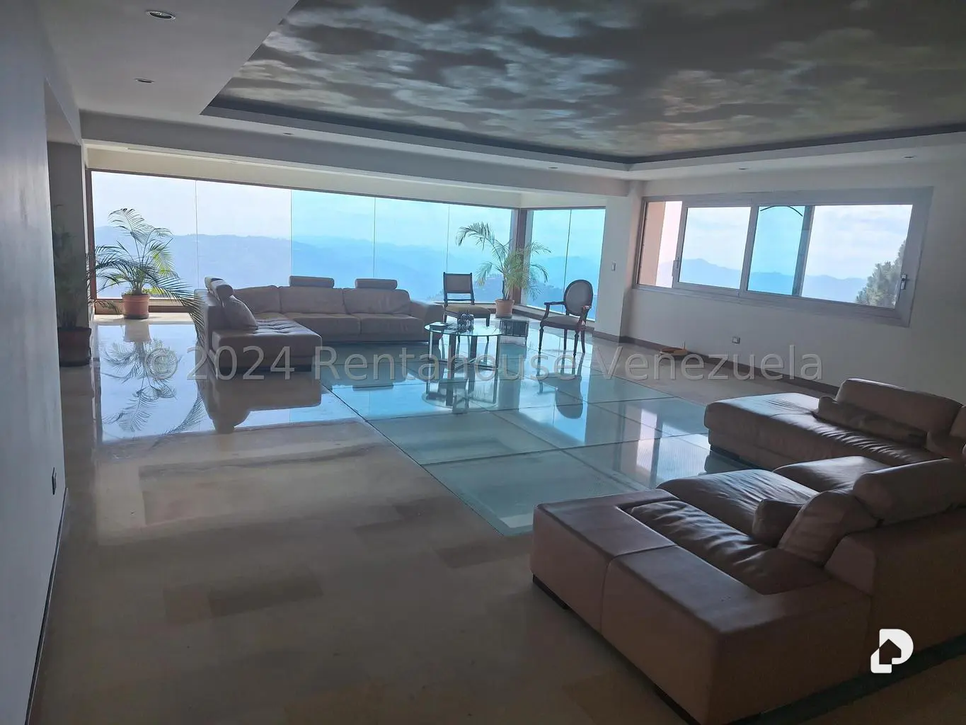 Casa en Alto Hatillo, Caracas – 13