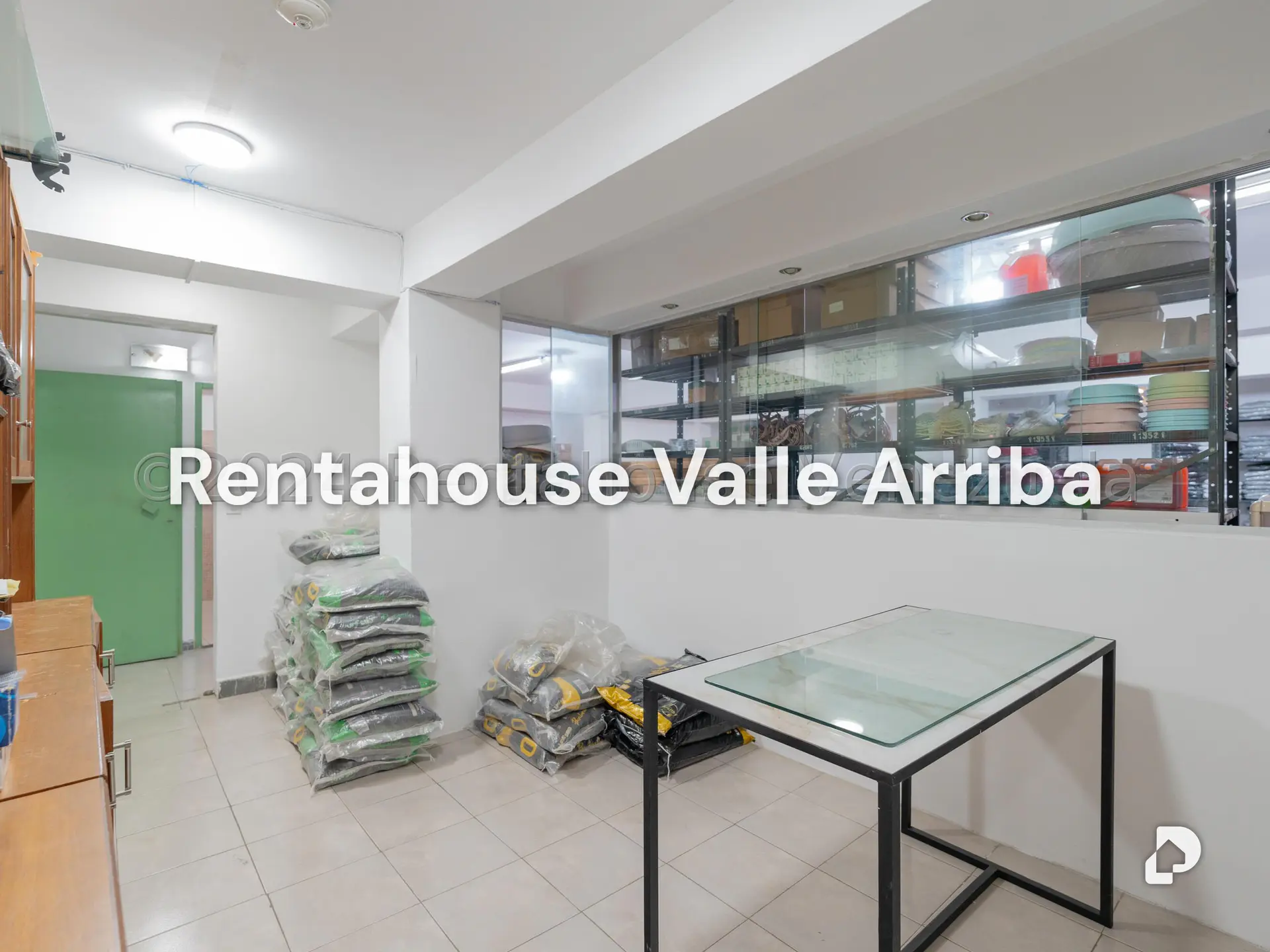 Local comercial en Cementerio, Caracas – 16