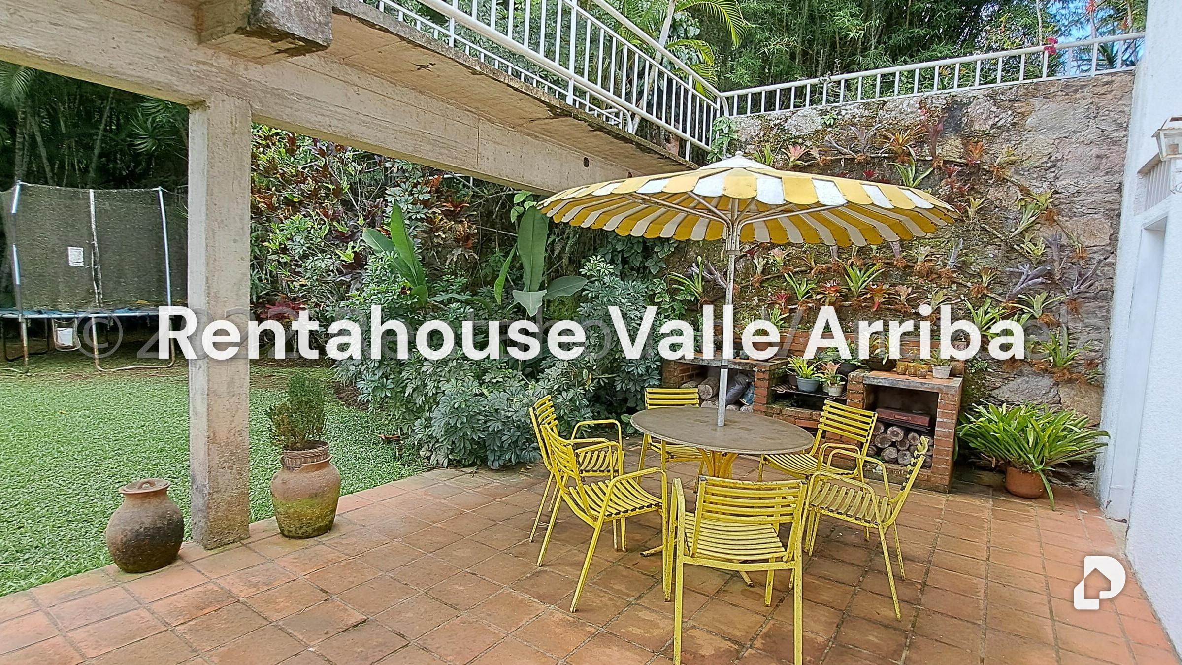 House in Alto Hatillo, Caracas – 24