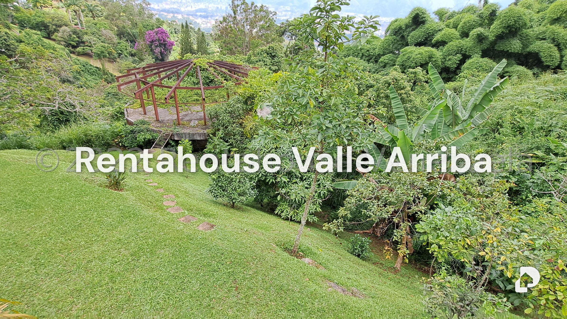 House in Alto Hatillo, Caracas – 26