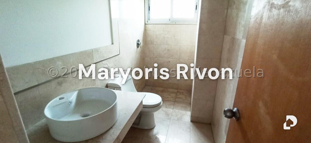 Penthouse en Campo Alegre, Caracas – 19