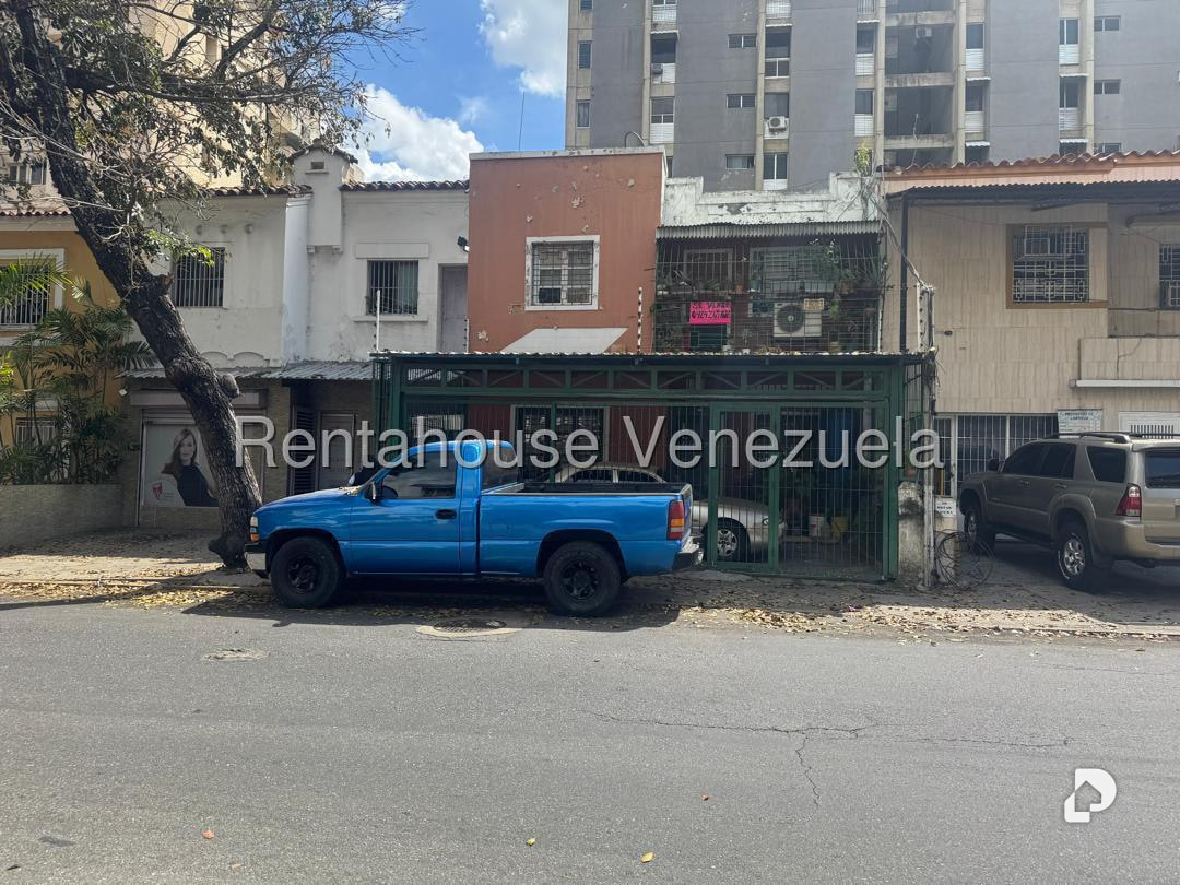 Casa en La Campiña, Caracas – 1