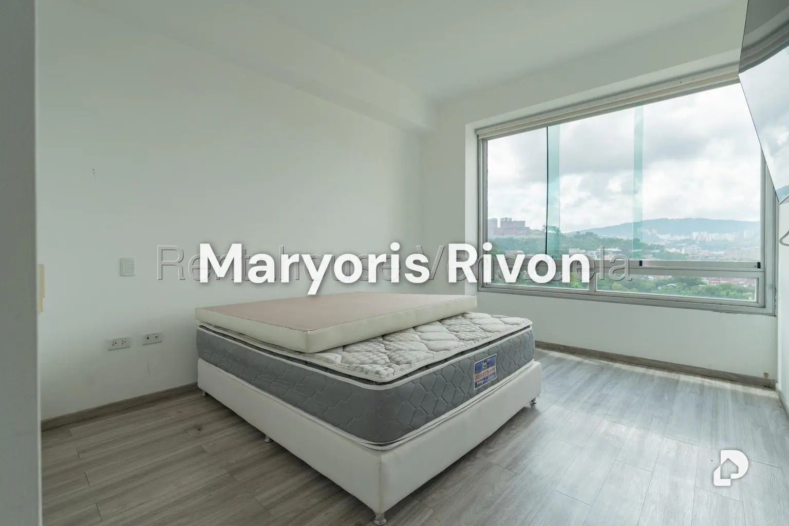 Apartamento en Las Mesetas de Santa Rosa de Lima, Caracas – 13