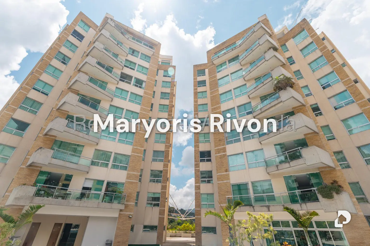 Apartamento en Las Mesetas de Santa Rosa de Lima, Caracas – 2