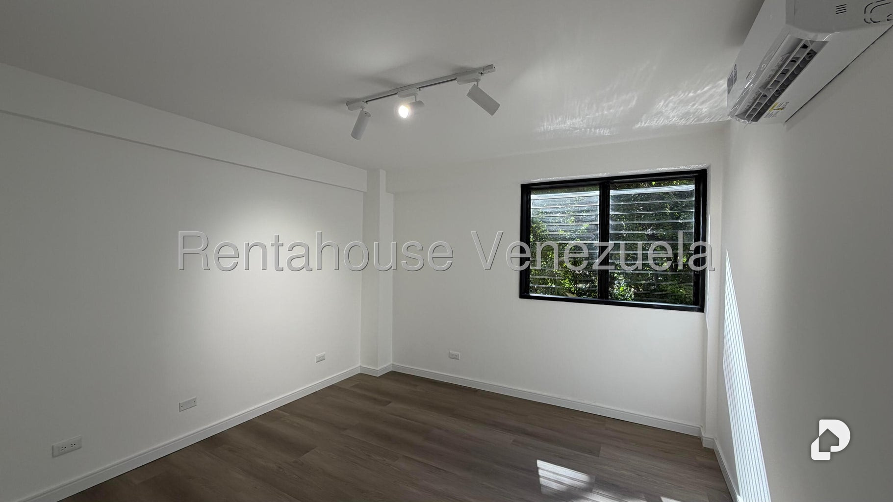 Apartamento en Cerro Verde, Caracas – 16