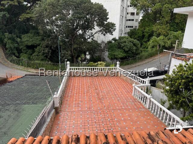 Casa en El Marqués, Caracas – 30