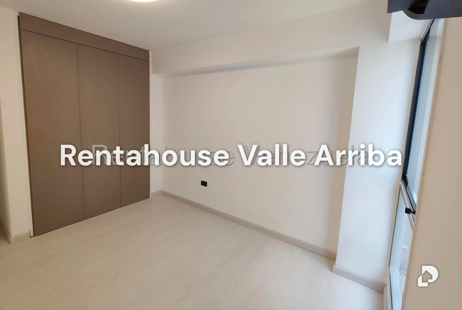 Apartamento en Santa Fe Sur, Caracas – 15