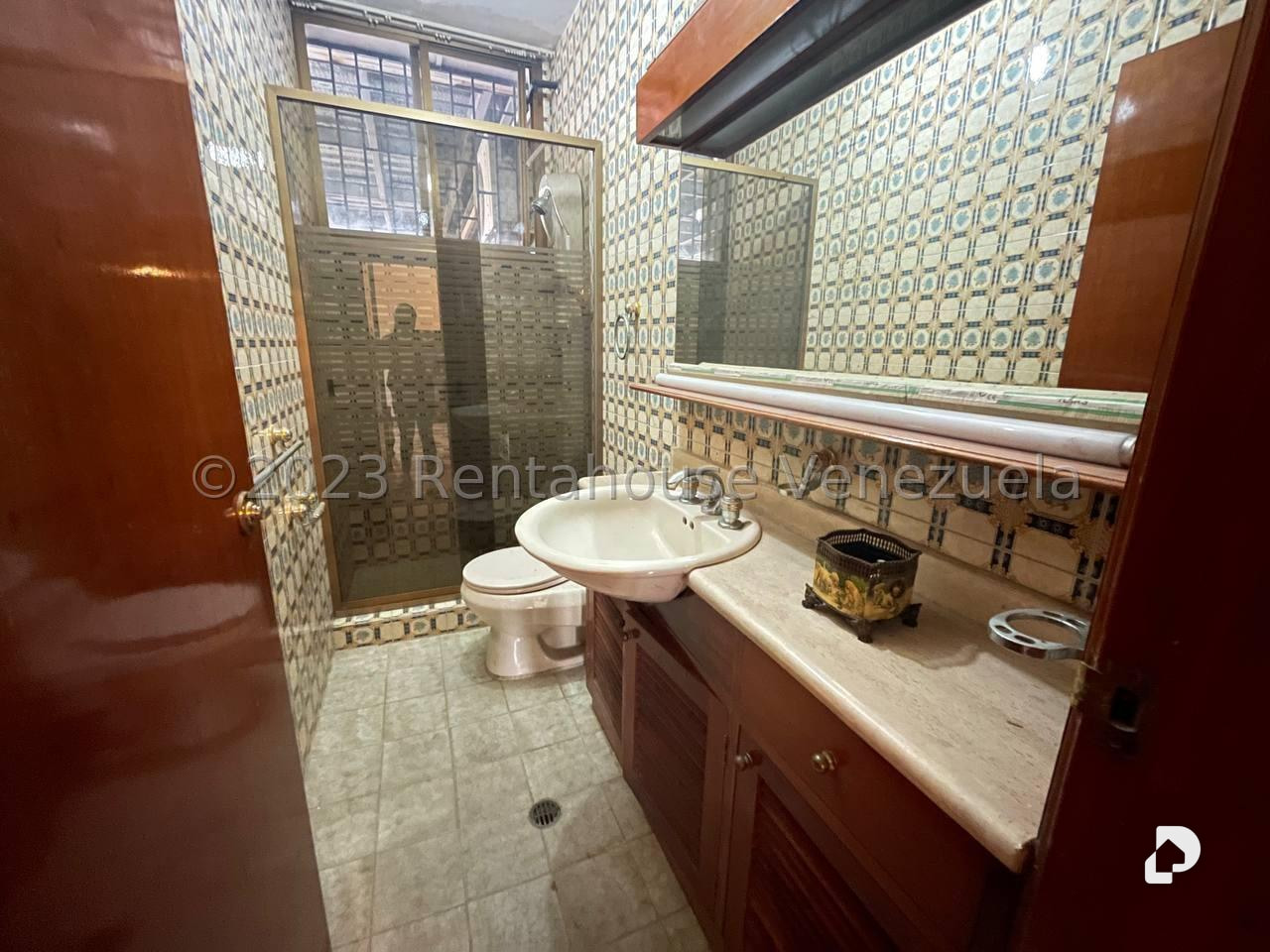Casa en El Marqués, Caracas – 23