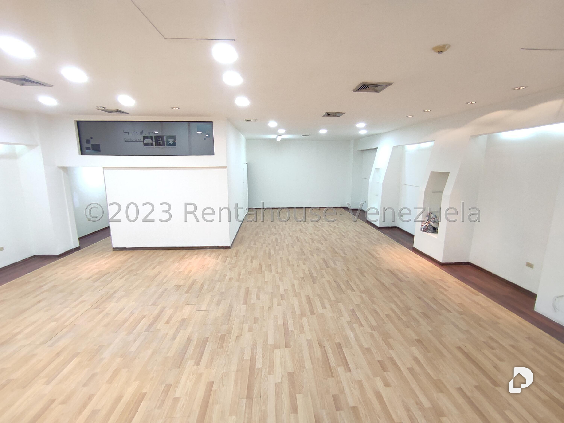 Local comercial en Prados del Este, Caracas – 3
