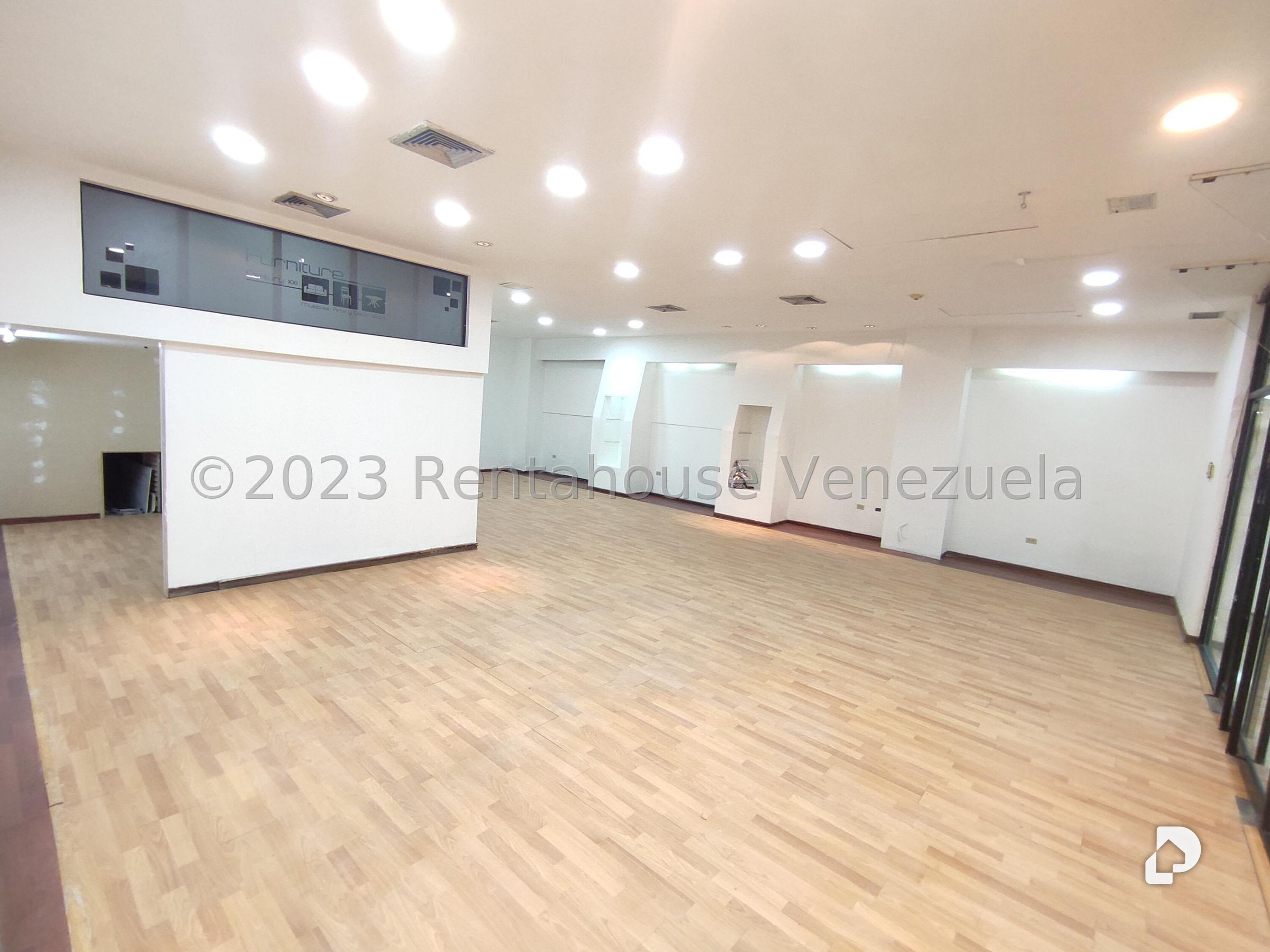 Local comercial en Prados del Este, Caracas – 5