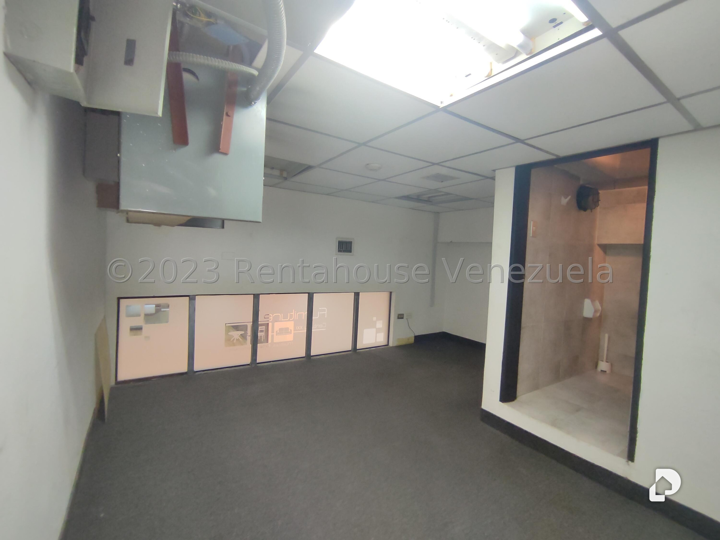 Local comercial en Prados del Este, Caracas – 10