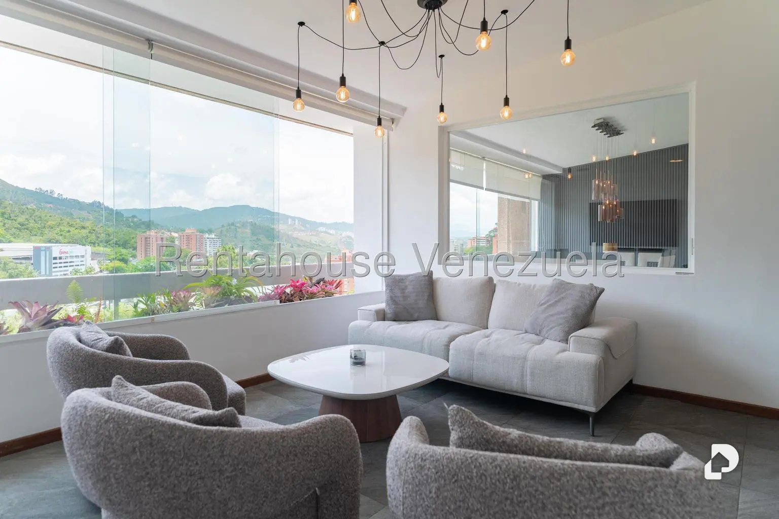 Apartamento en Las Esmeraldas, Caracas – 26