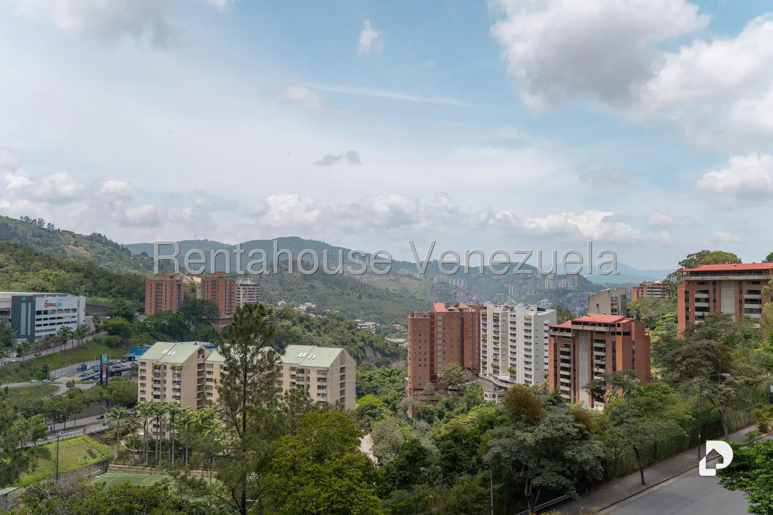 Apartamento en Las Esmeraldas, Caracas – 10