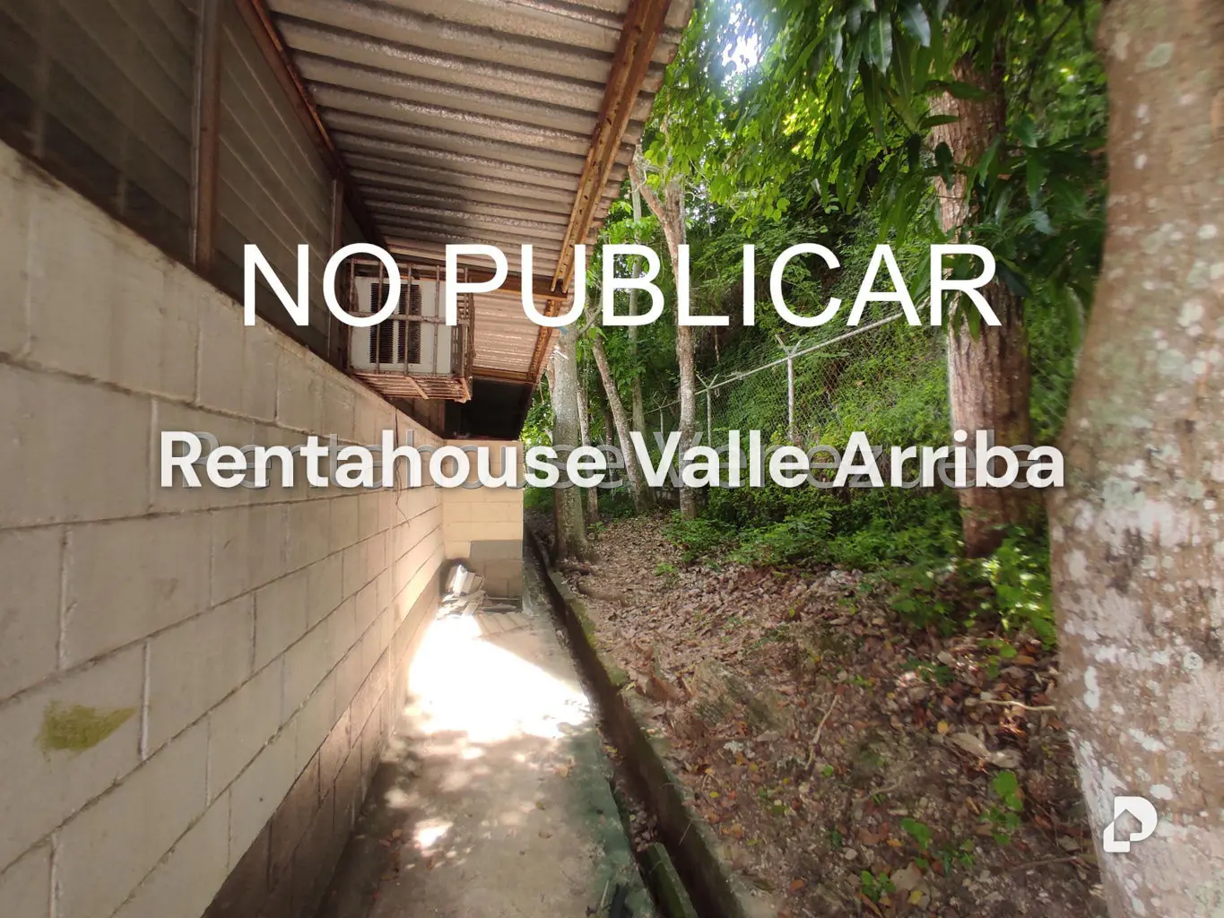 Terreno en Colinas de Bello Monte, Caracas – 11
