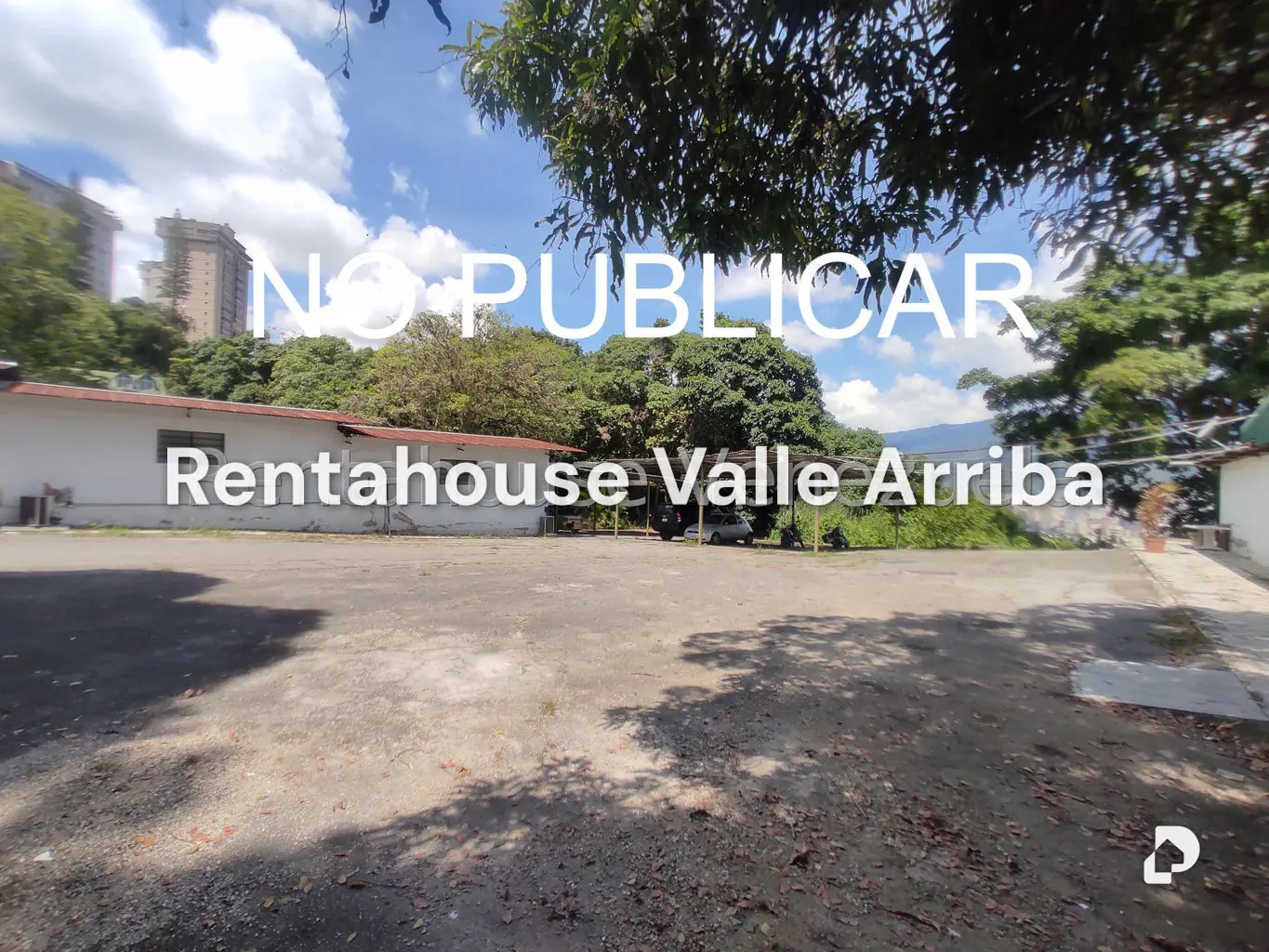 Terreno en Colinas de Bello Monte, Caracas – 12