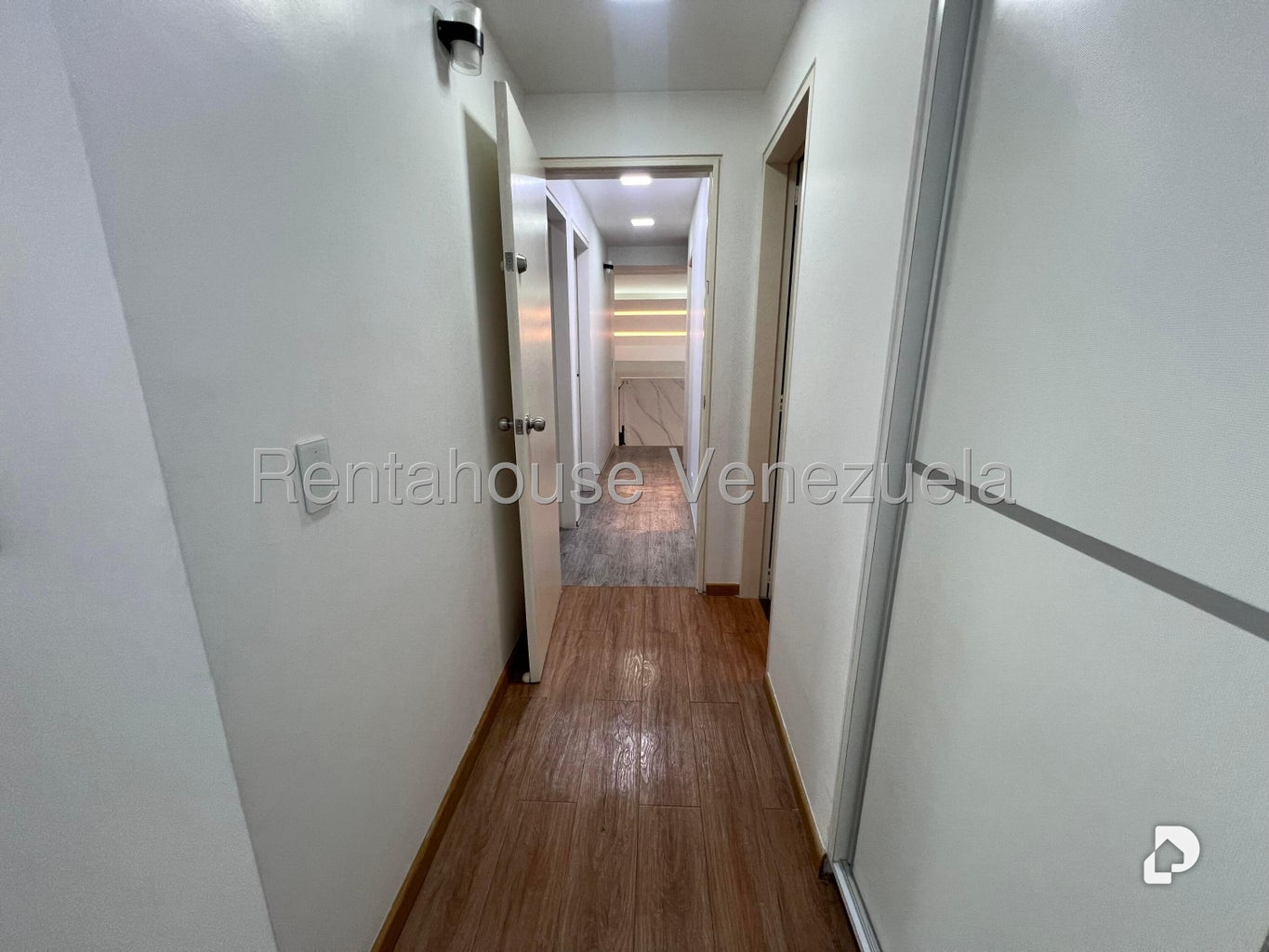 Apartamento en San Bernardino, Caracas – 16