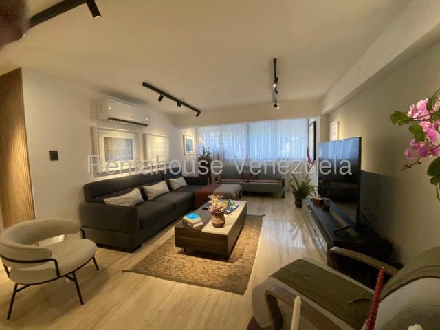 Apartamento en Cumbres de Curumo, Caracas - 1