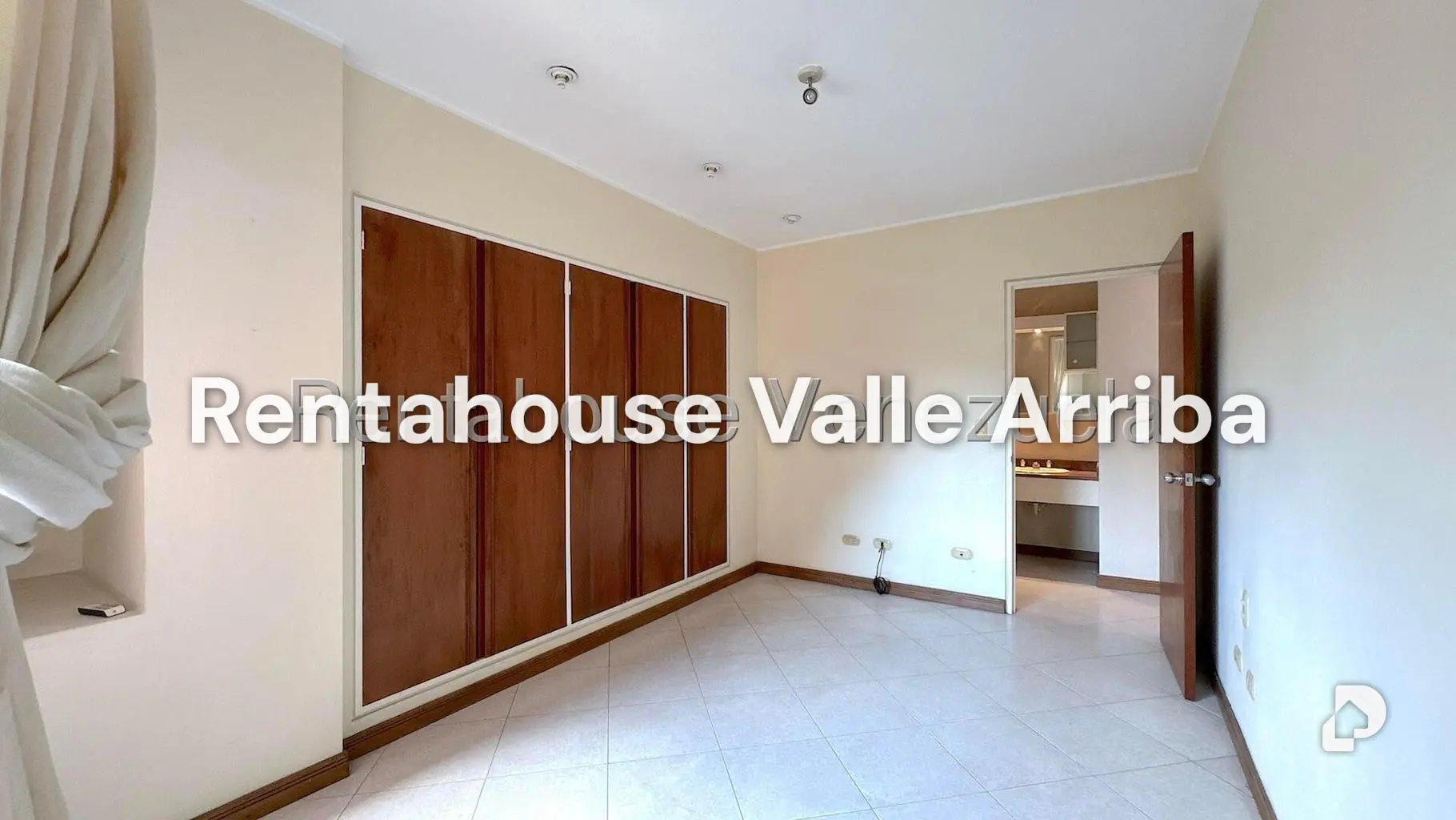 Apartamento en El Rosal, Caracas – 14