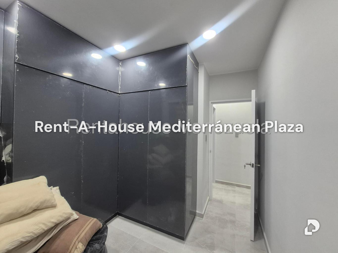 Apartment in Chalet Country, San Diego – 22