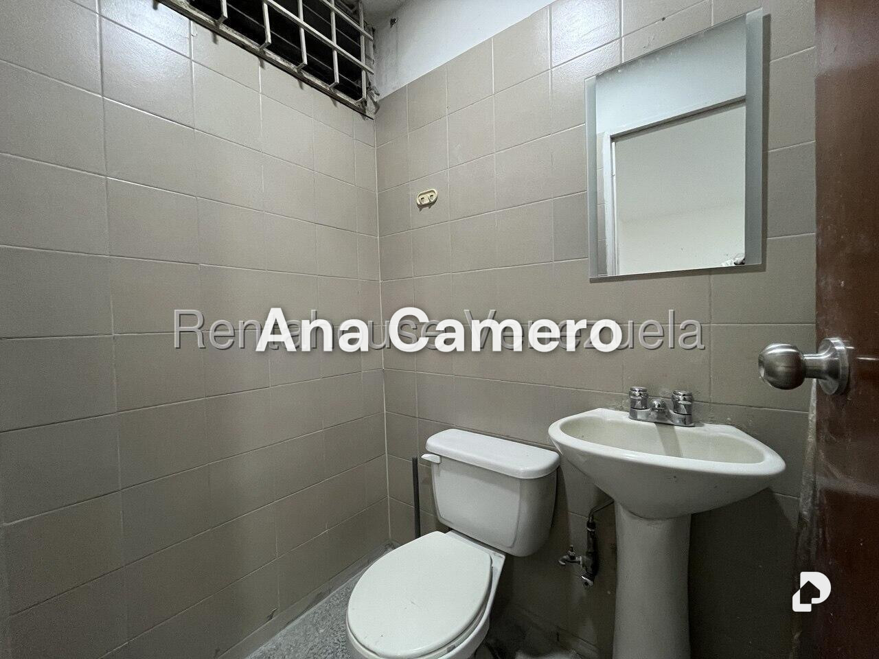 Local comercial en Santa Paula, Caracas – 13