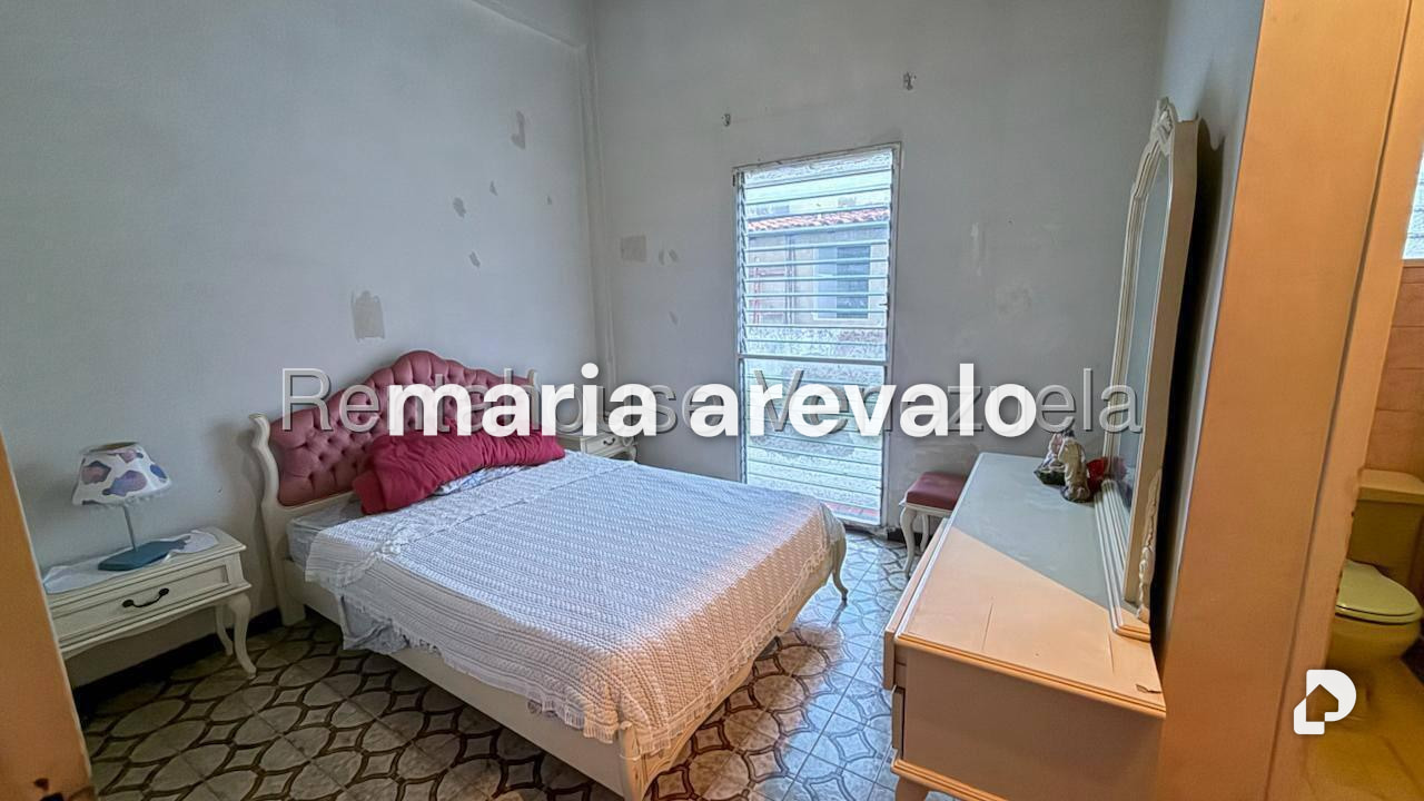 Casa en Alto Prado, Caracas – 28