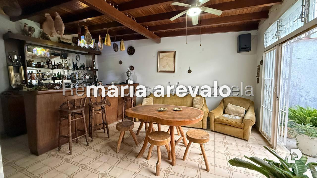 Casa en Alto Prado, Caracas – 9