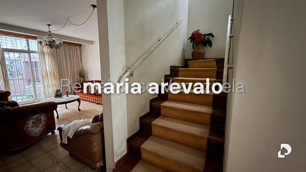 Casa en Alto Prado, Caracas – 20