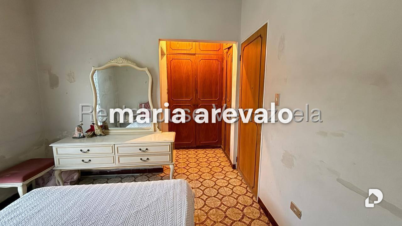 Casa en Alto Prado, Caracas – 29