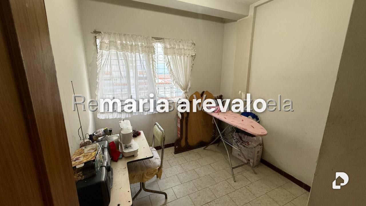 Casa en Alto Prado, Caracas – 18