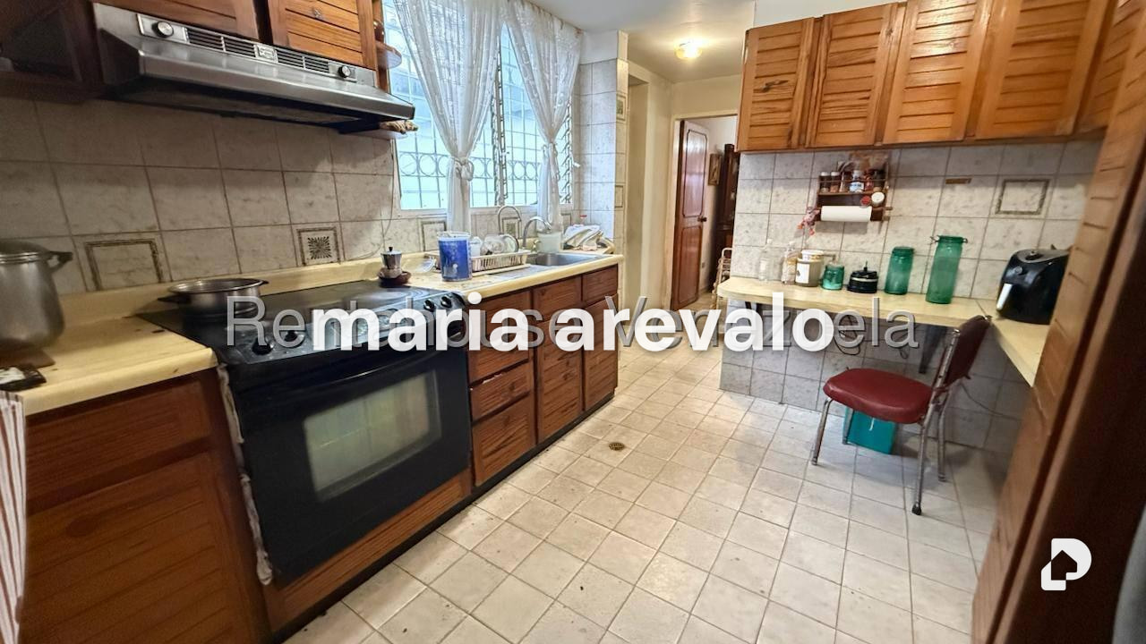 Casa en Alto Prado, Caracas – 15