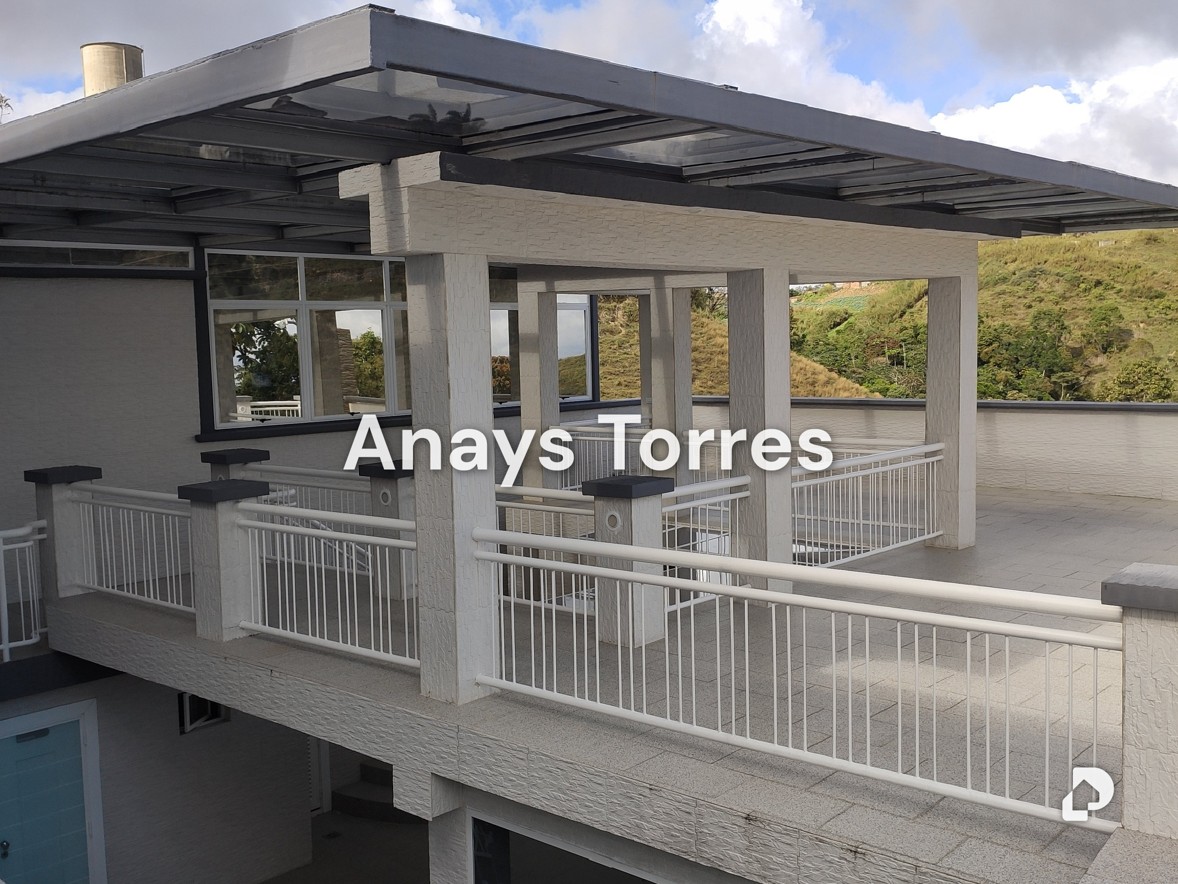 Casa en Parque El Retiro, Altos Mirandinos – 28